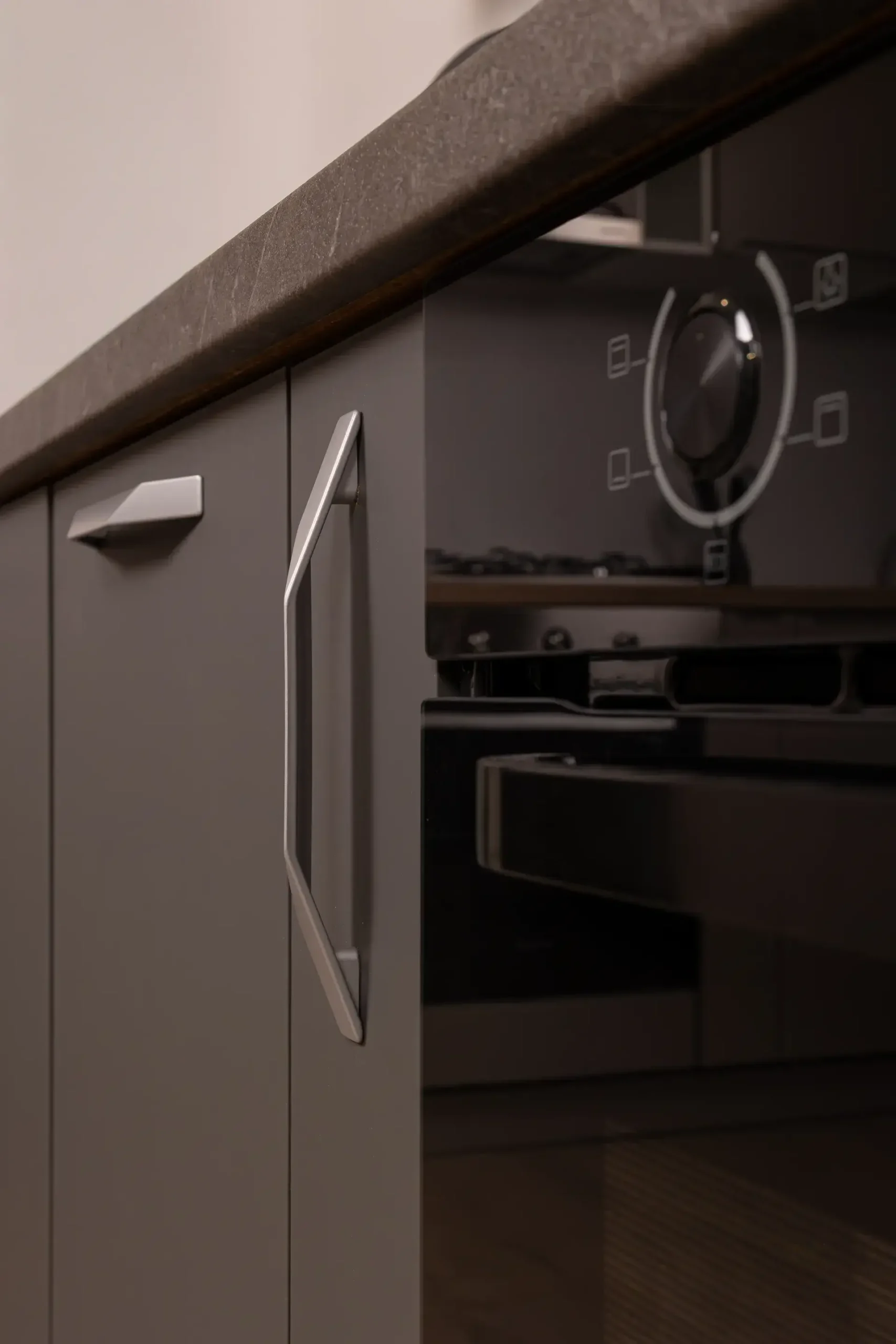 Bucătărie Modulară Completă Compact 3 – Design Urban & Contrast Antracit - imagine 11